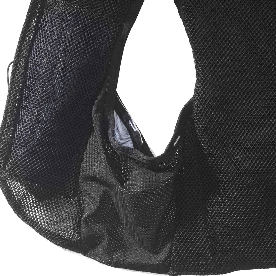 Mesh view of Salomon Unisex ADV Skin 5 Race Flag Running Vest in black. (7776526762146)
