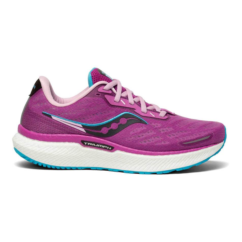 Lateral view of women's Triumph 19 running shoe (6890813194402)