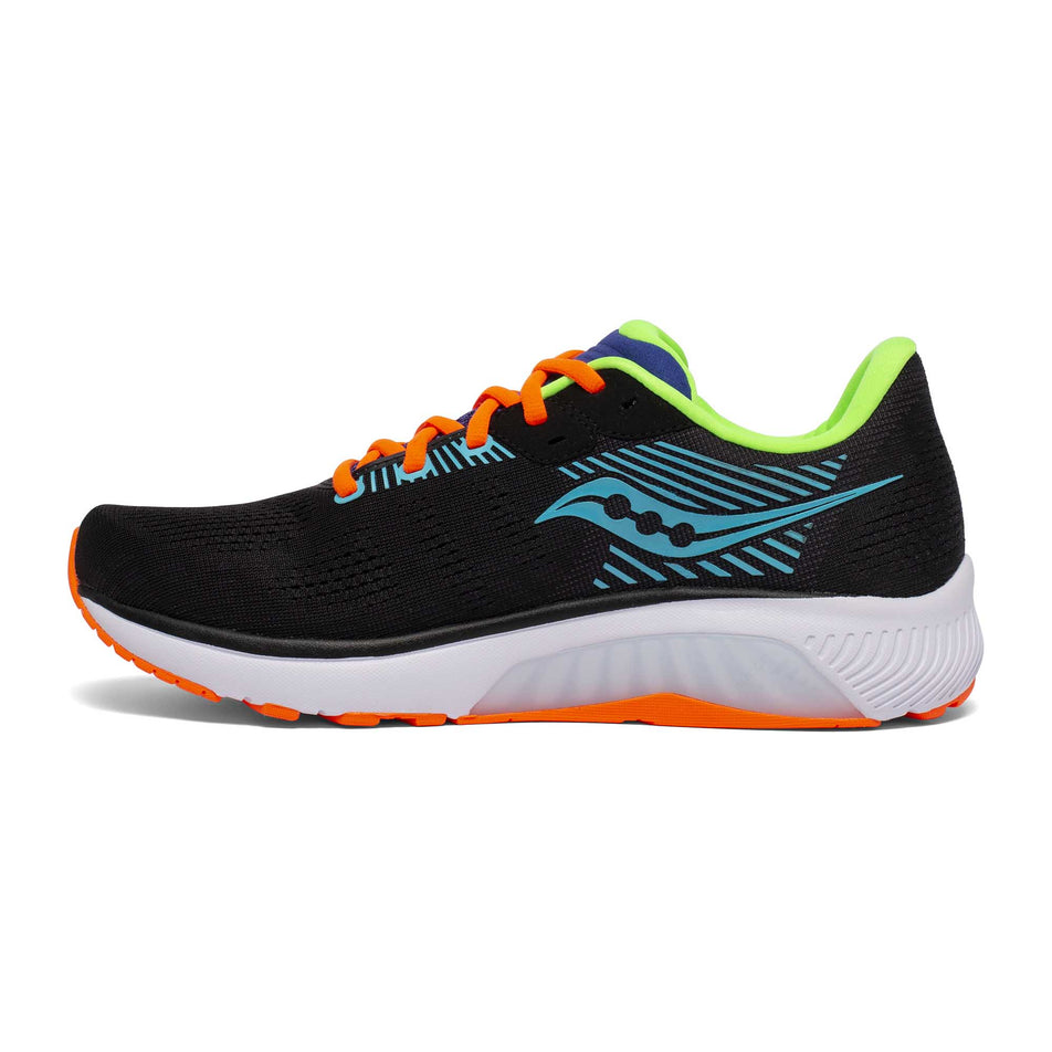 Medial side of the right shoe from a pair of men's Saucony Guide 14 (6901407219874)