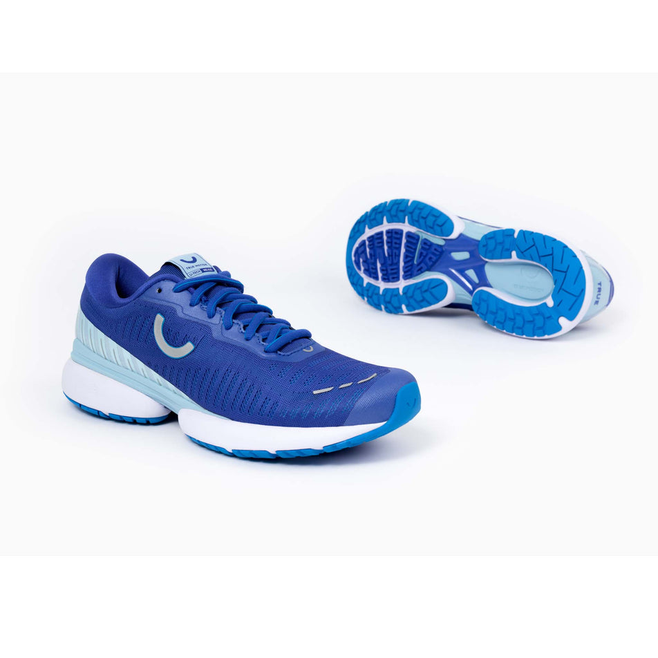 Pair view of women's true motion u-tech nevos running shoes (7373843169442)