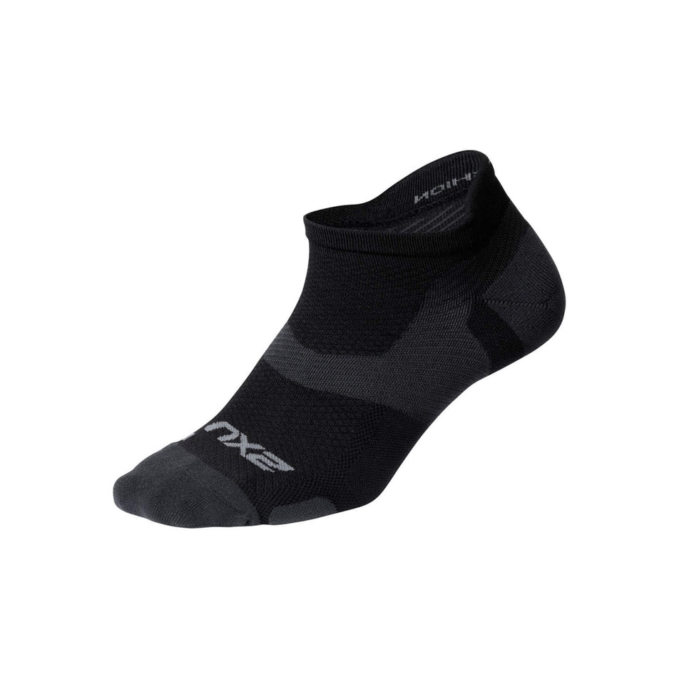 Lateral side of the left sock from a pair of 2XU Unisex Vectr Light Cushion No Show Socks (7757200851106)