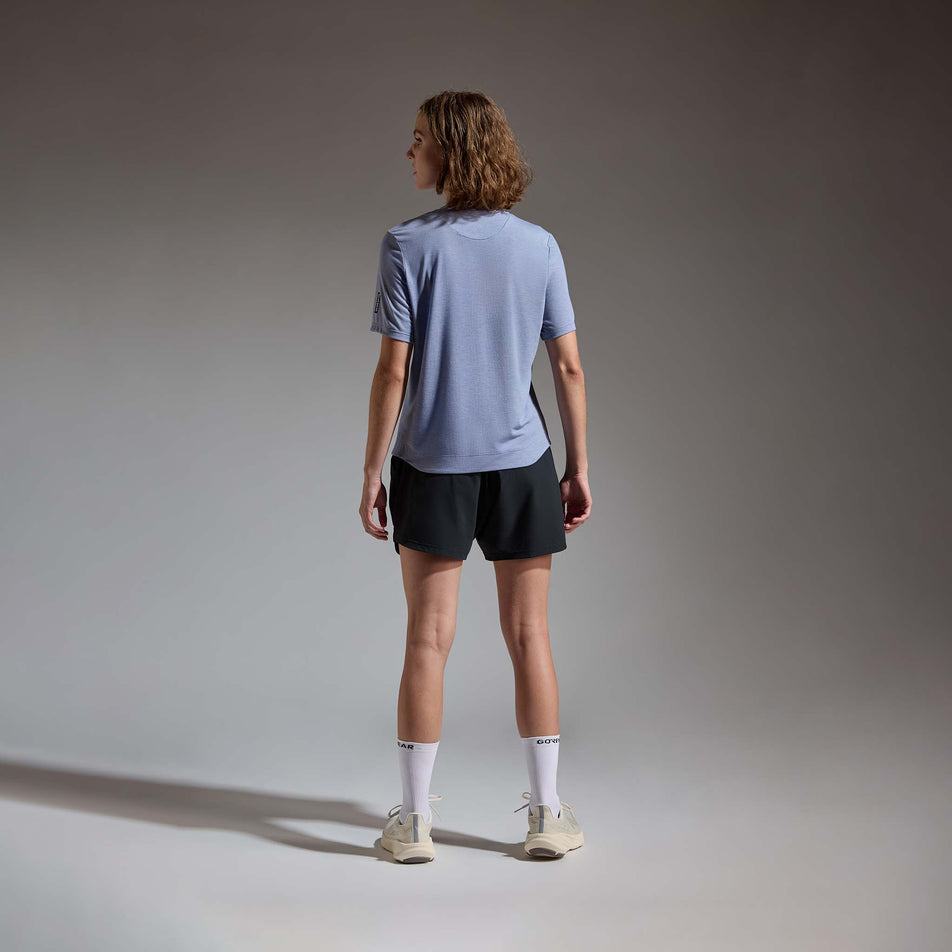 Back view of a model wearing the GOREWEAR Women's Training Tee in the Amethyst Grey colourway.