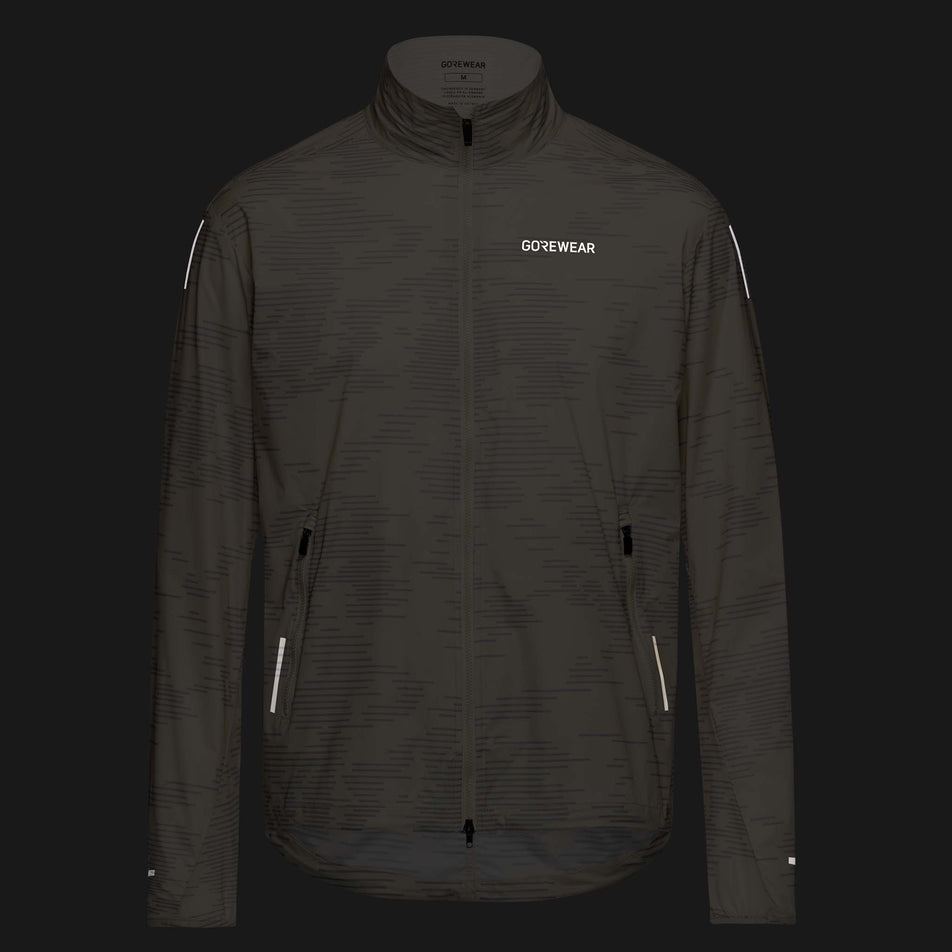 The reflective details on the GOREWEAR Men's Concurve Electro Windbreaker in the Crushed Tech Beige/Lab Gray colourway.