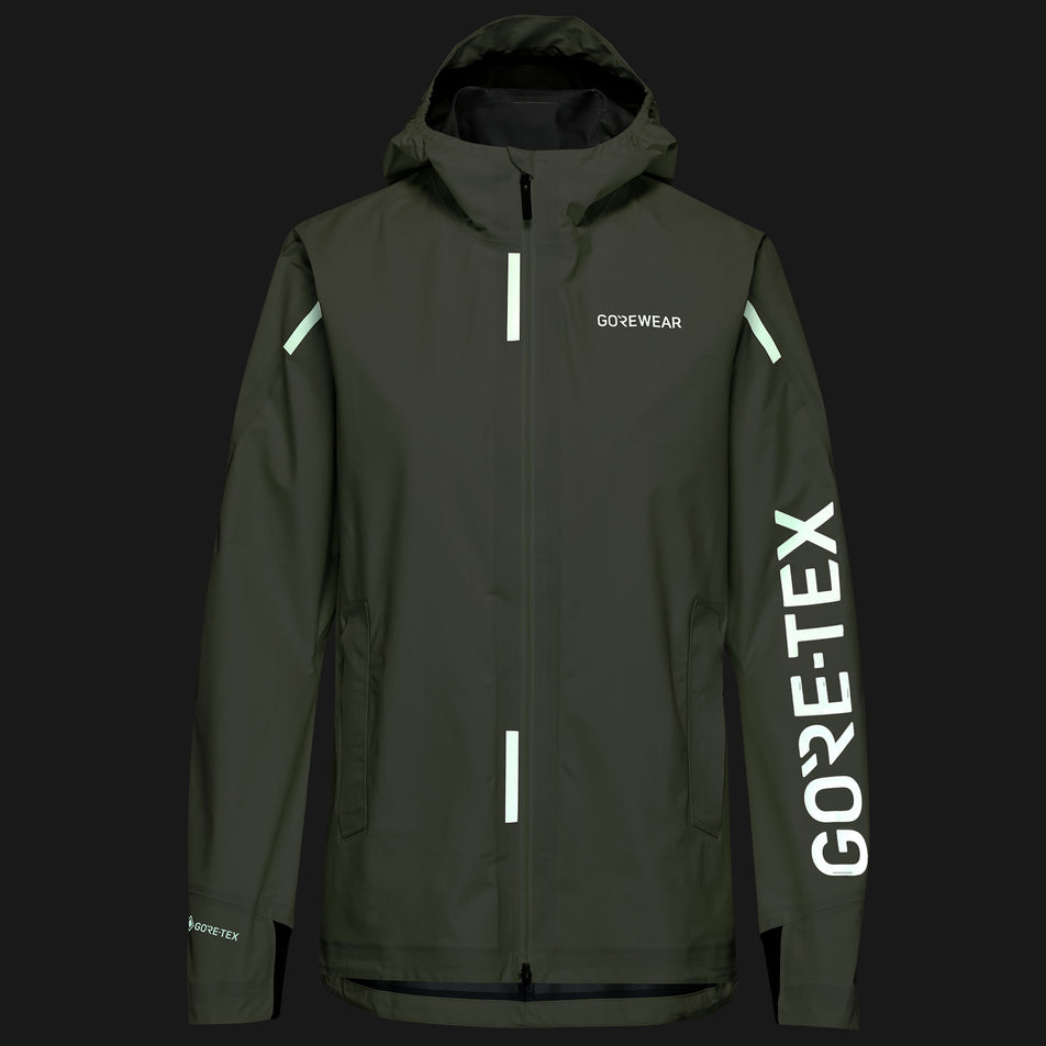 The reflective details on the GOREWEAR Women's Concurve GORE-TEX Logo Jacket in the Spring Green/Slate Green colourway.