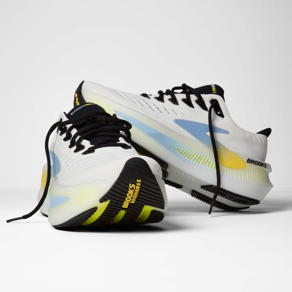 A pair of Brooks Men's Glycerin Max 2 Running Shoes in the Bright White/Black/Nightlife colourway.