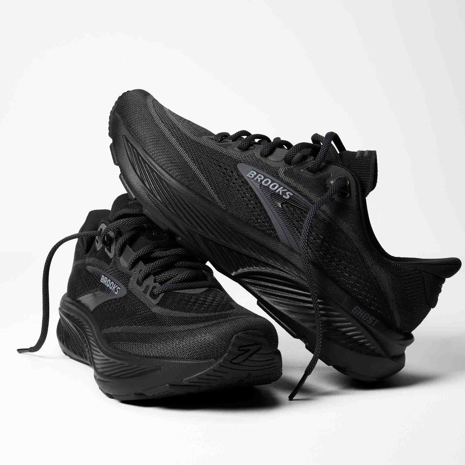 A pair of Brooks Men's Ghost 18 2E Running Shoes in the Black/Black/Ebony colourway.