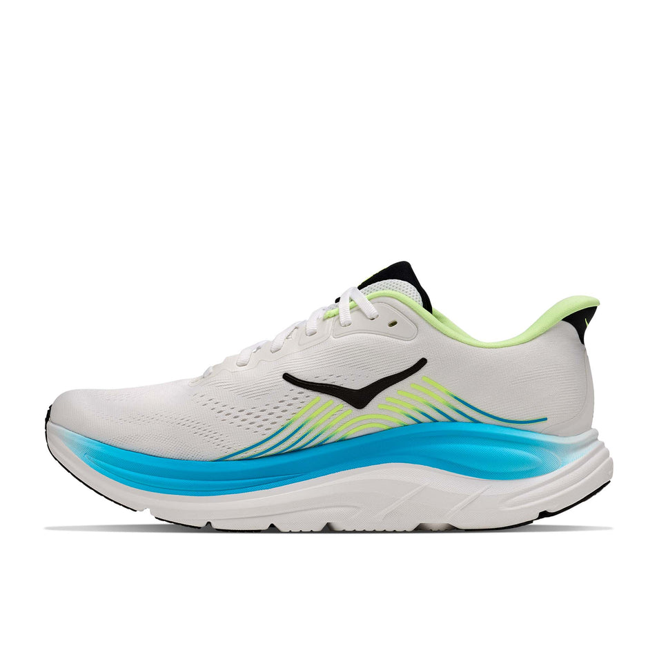 Medial view of the right shoe from a pair of HOKA Men's Clifton 11 Wide Running Shoes in the Frost/Black colourway.