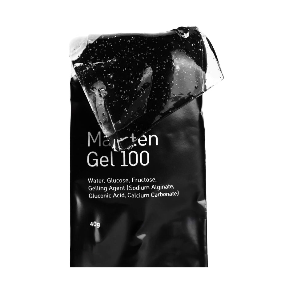 Maurten Gel pouring out of a Maurten Gel 100 packet