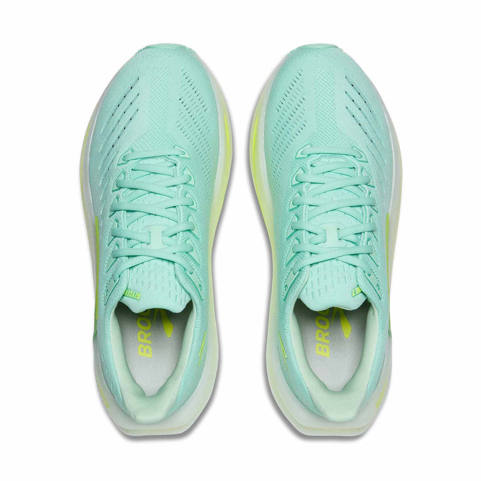 The uppers of a pair of Brooks Women's Glycerin Max 2 Running Shoes in the Yucca/Nightlife/White colourway.