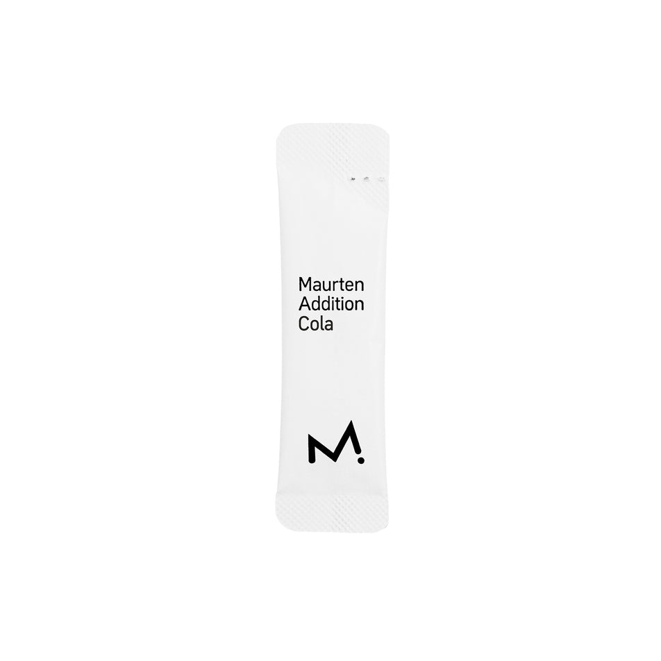 A sachet of Maurten Additions in the Cola flavour. 
