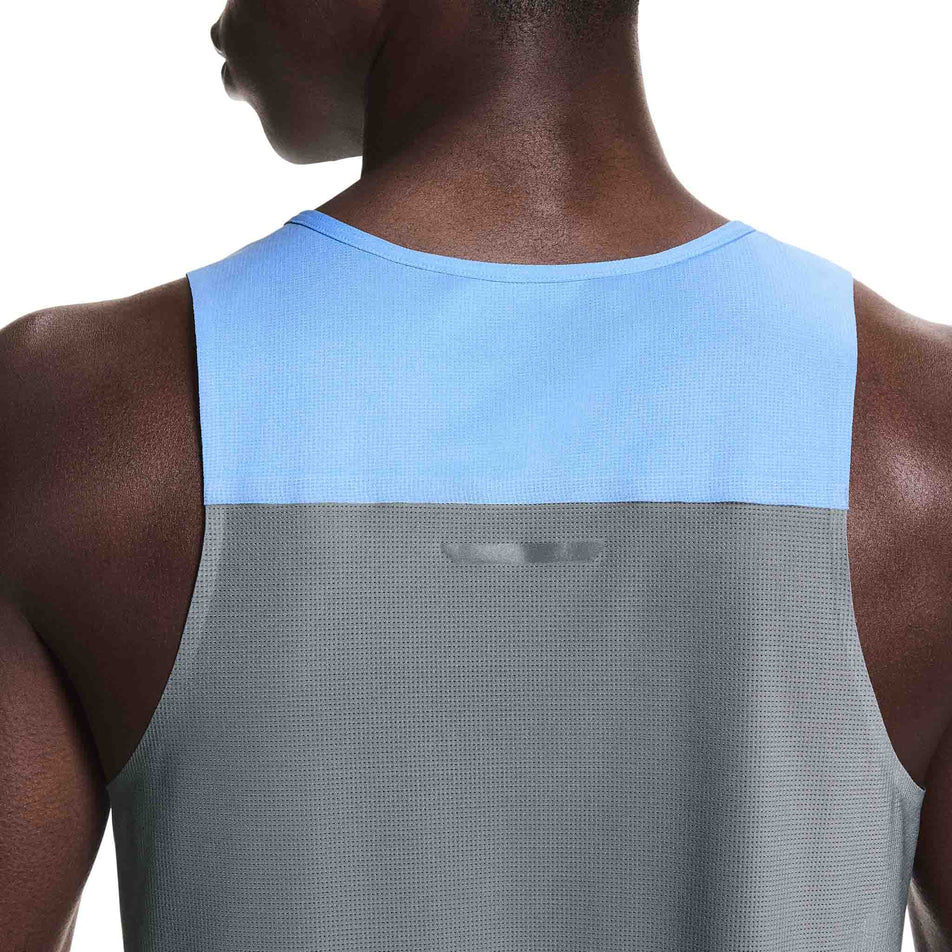 Back view of a model wearing the On Men's Performance Tank in the Gourami/Rock colourway.