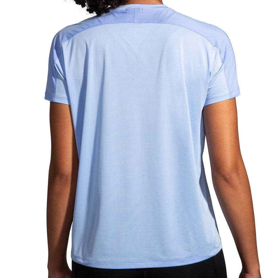 Back view of a model wearing a Brooks Women's Sprint Free Short Sleeve 2.0 T-Shirt in the Lt Lavender/Blue Lavender colourway (8007498858658)