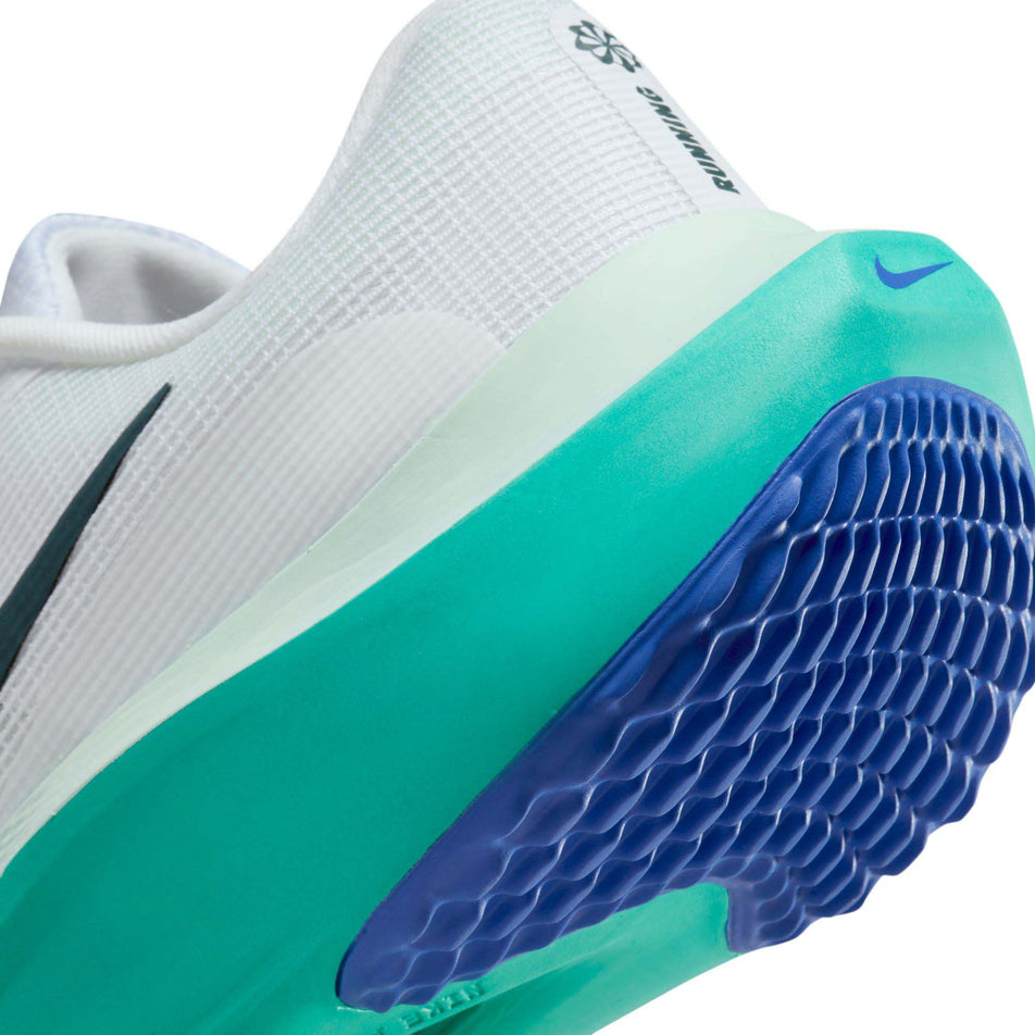 Lateral side of the back of the left shoe from a pair of Nike Women's Zoom Fly 5 Road Running Shoes in the White/Deep Jungle-Clear Jade colourway (7995912192162)
