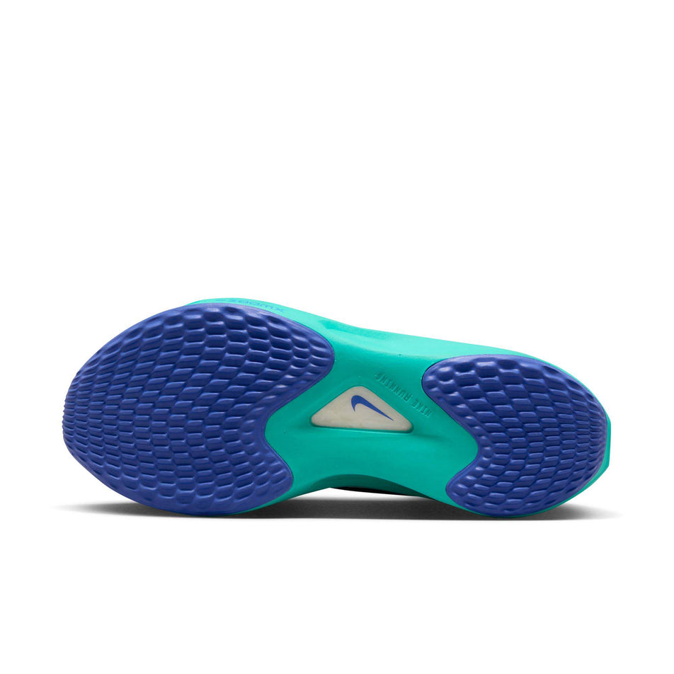 Outsole of the left shoe from a pair of Nike Women's Zoom Fly 5 Road Running Shoes in the White/Deep Jungle-Clear Jade colourway (7995912192162)