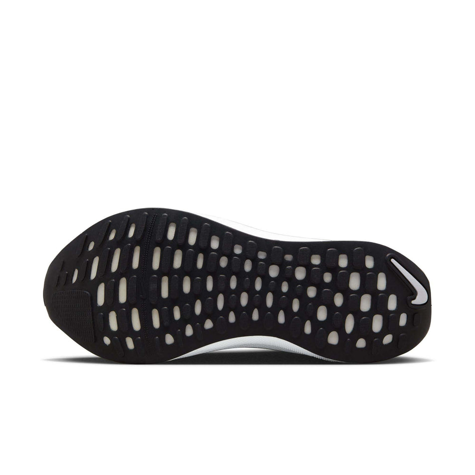 Outsole of the left shoe from a pair of Nike Men's Infinity RN 4 Road Running Shoes in the Black/White-Dark Grey colourway (8048776839330)