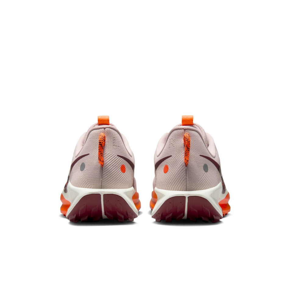 The back of a pair of Nike Men's Pegasus Trail 5 Running Shoes in the Silt Red/Dark Team Red-Hyper Crimson colourway. (8724571488418)