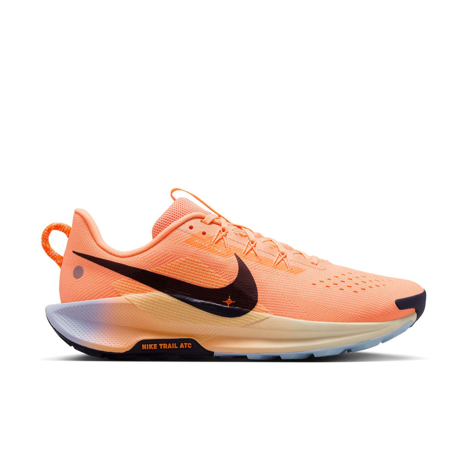 Lateral view of the right shoe from a pair of Nike Men's Pegasus Trail 5 Trail Running Shoes in the Orange Pulse/Black-Ghost-Alabaster colourway. (8754907578530) 