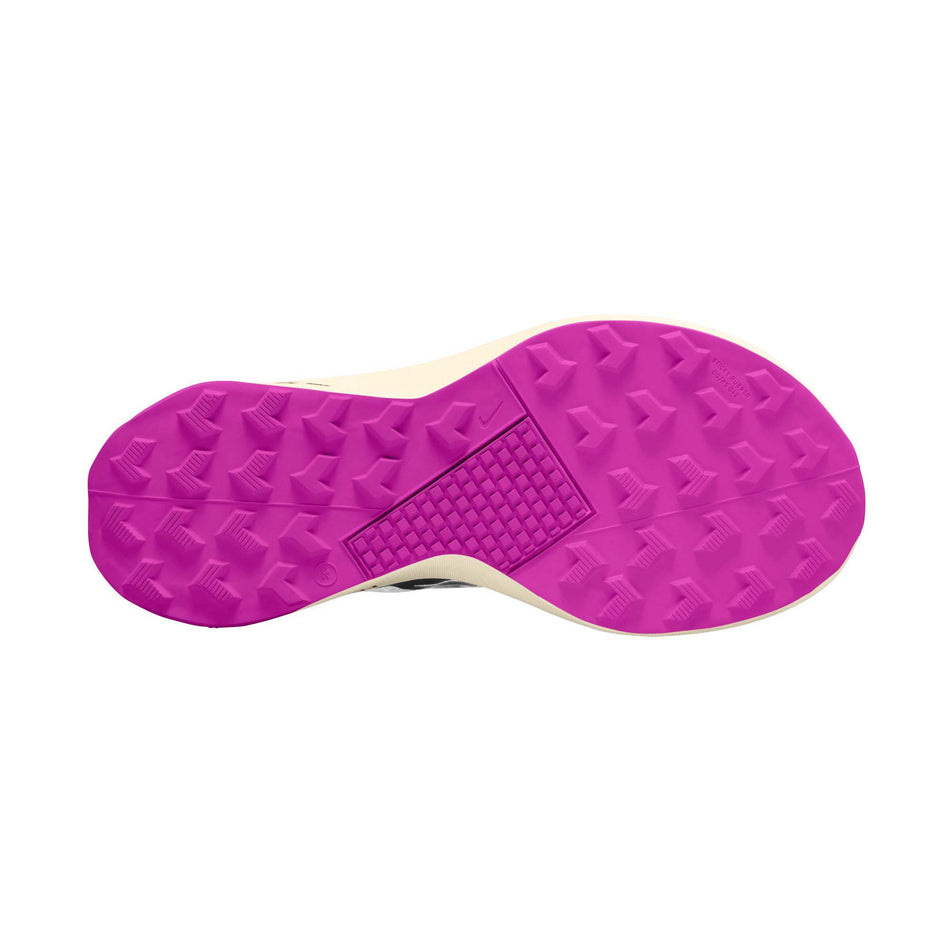 Outsole of the right shoe from a pair of Nike Women's Ultrafly Trail Running Shoes in the White/Deep Jungle-Safety Orange colourway (8072681029794)