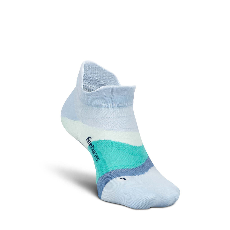 Medial view of the left sock from a pair of Feetures Unisex Elite Ultra Light No Show Tab in the Glacier Mist colourway.