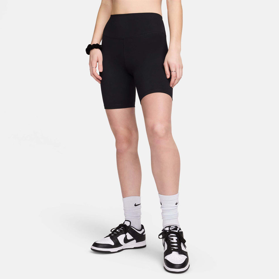 Front view of a model wearing a pair of Nike Women's One High-Waisted 8
