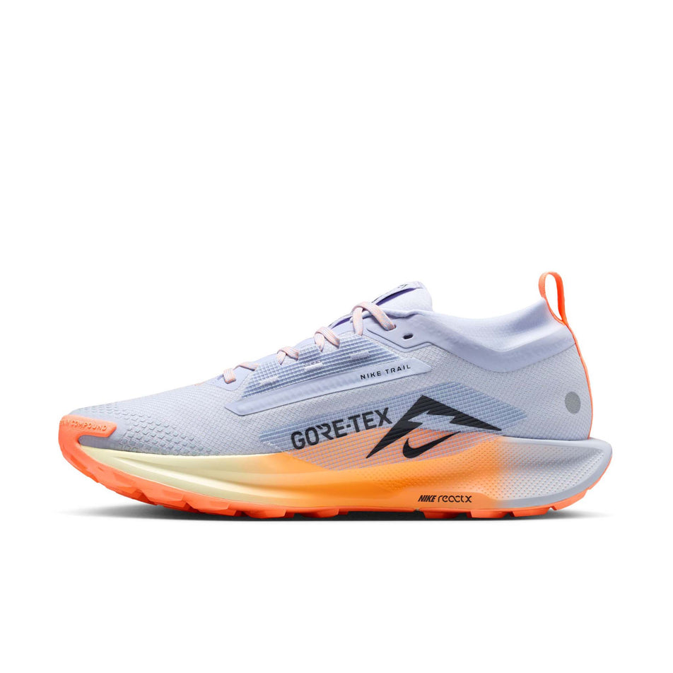 Medial view of the right shoe from a pair of Nike Men's Pegasus Trail 5 GORE-TEX Waterproof Trail Running Shoes in the Ghost/Black-Malt-Orange Pulse colourway. (8754906202274)