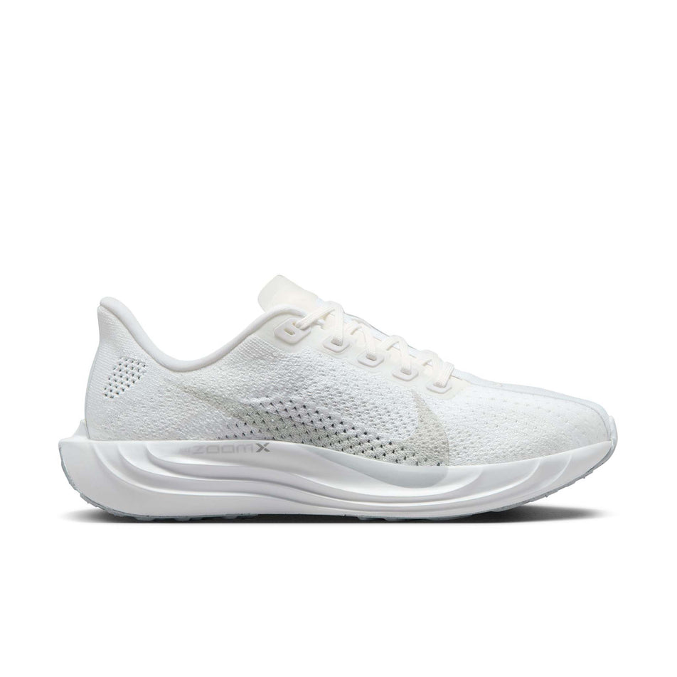 Lateral view of the right shoe from a pair of Nike Women's Pegasus Plus Road Running Shoes in the White/Pure Platinum-Wolf Grey colourway. (8614634029218)