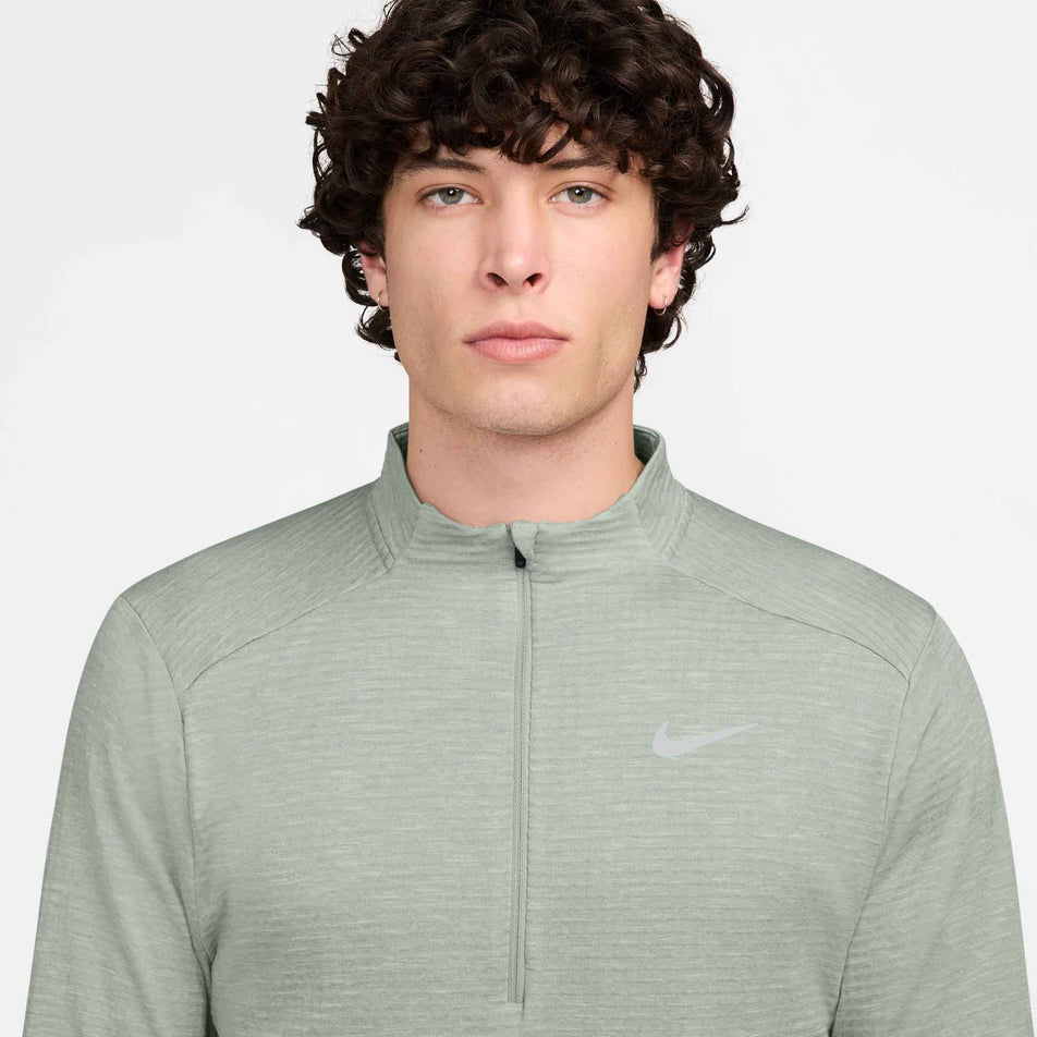 Nike Men's Therma-FIT Water-Repellent Element 1/2-Zip Top Run4It