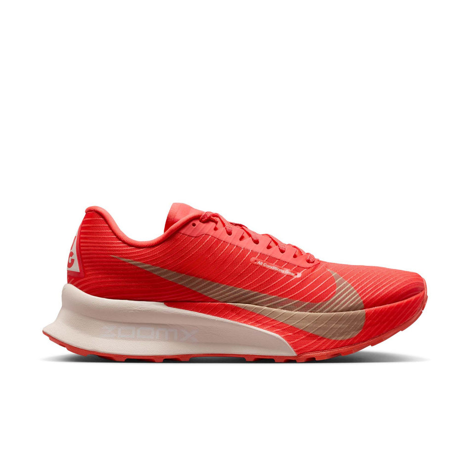 Lateral view of the right shoe from a pair of Nike Unisex ACG Ultrafly Trail Racing Shoes in the Light Crimson/Pure Platinum-Summit White colourway.