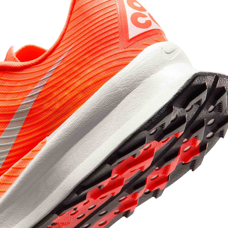 Nike | Unisex ACG Ultrafly Trail Racing Shoes - Hyper Crimson/White-Total Orange