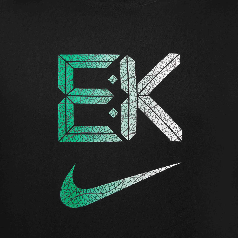 Close-up of the E:K lettering and Nike Swoosh that can be found on the front of the Nike Men's 
