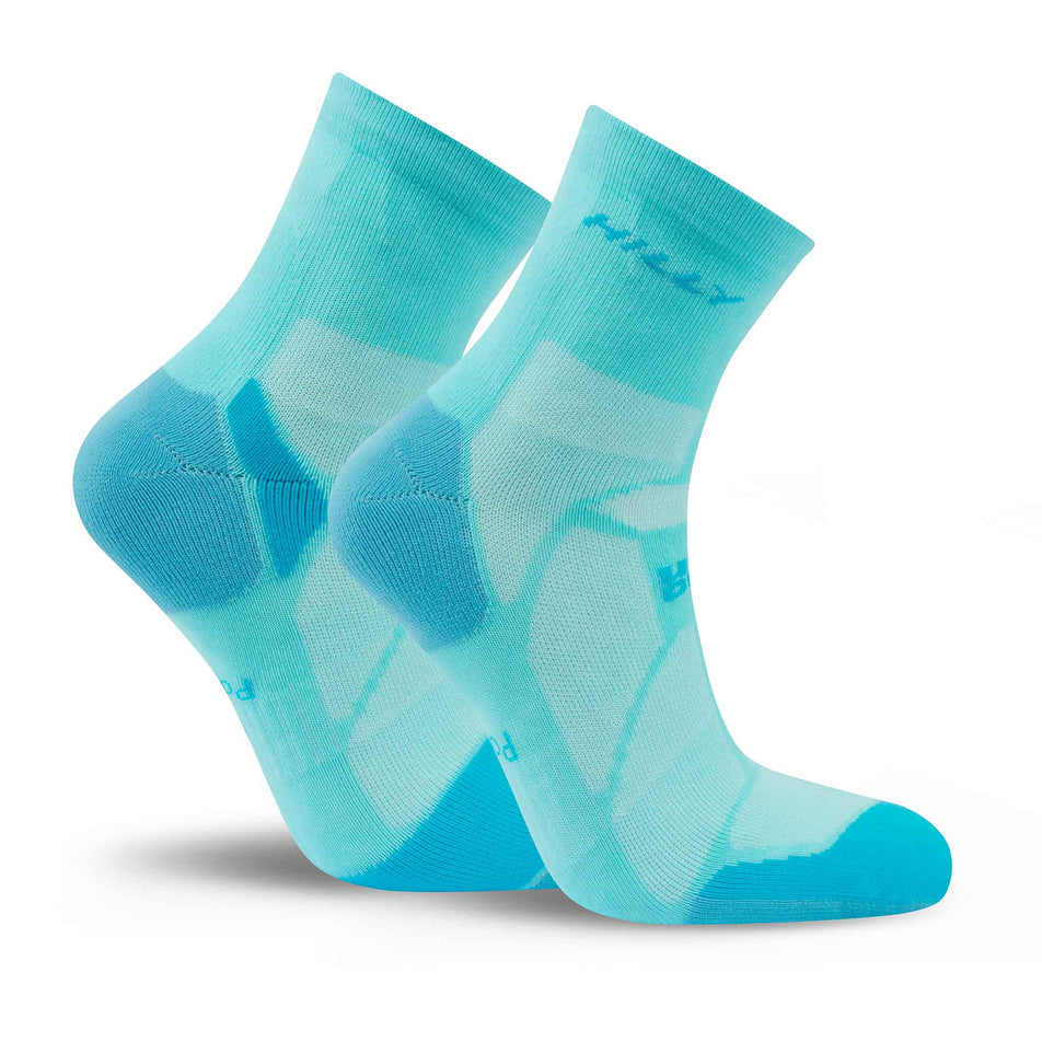 A pair of Hilly Unisex Marathon Fresh Anklet in the Larimar/Peacock colourway.