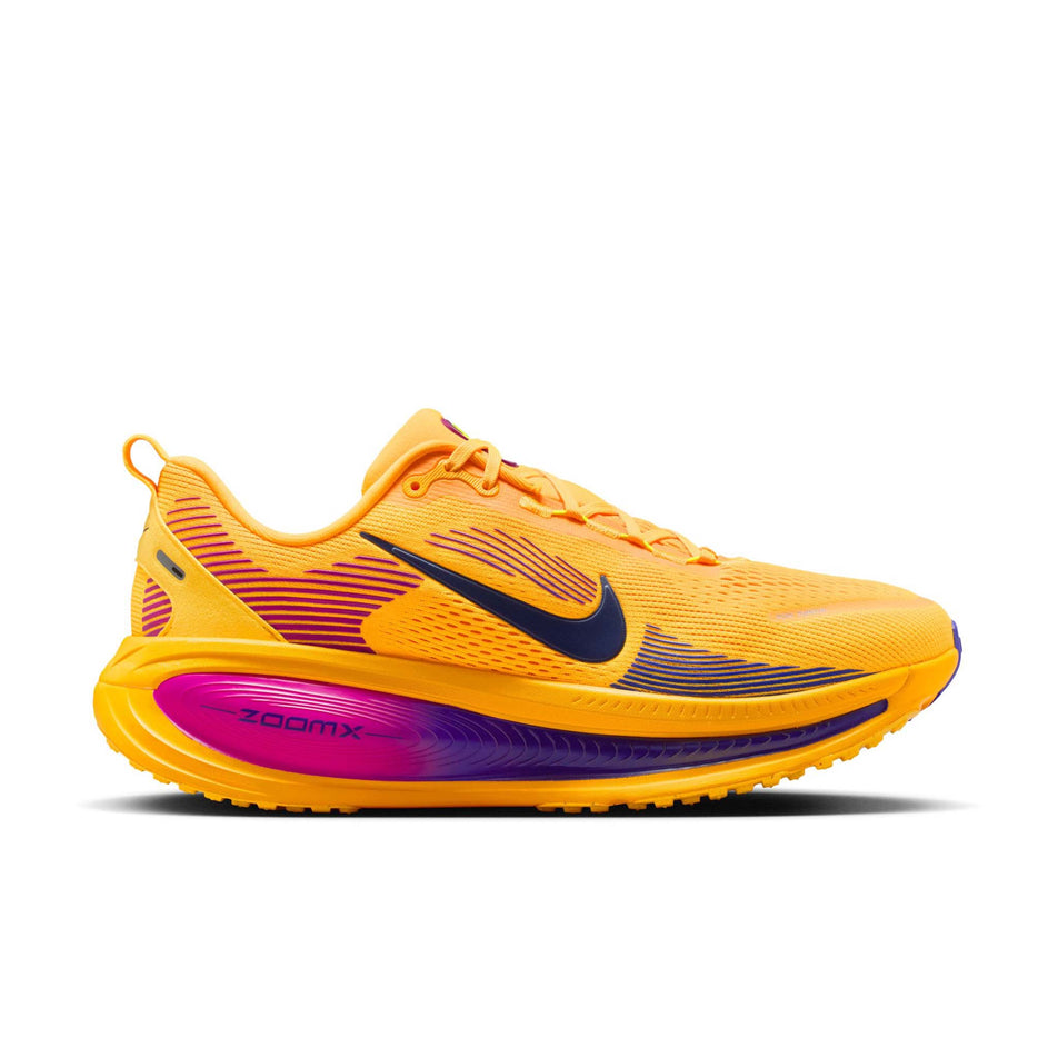 Lateral view of the right shoe from a pair of Nike Men's Vomero 18 Road Running Shoes in the Citron Pulse/Blue Void-laser Orange colourway.