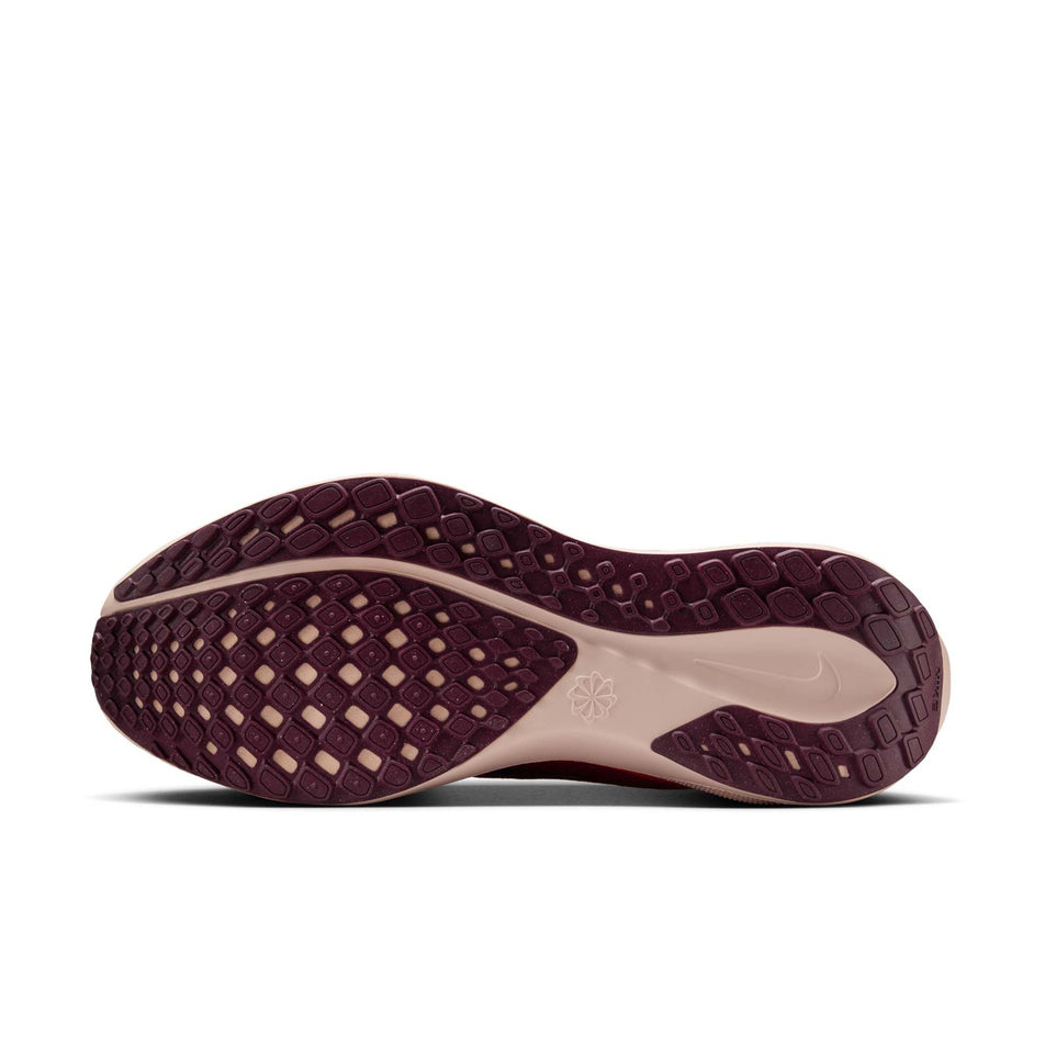 The outsole of the left shoe from a pair of Nike Women's Pegasus 41 Road Running Shoes in the Ember Glow/Bordeaux-Washed Coral colourway. (8724657340578)