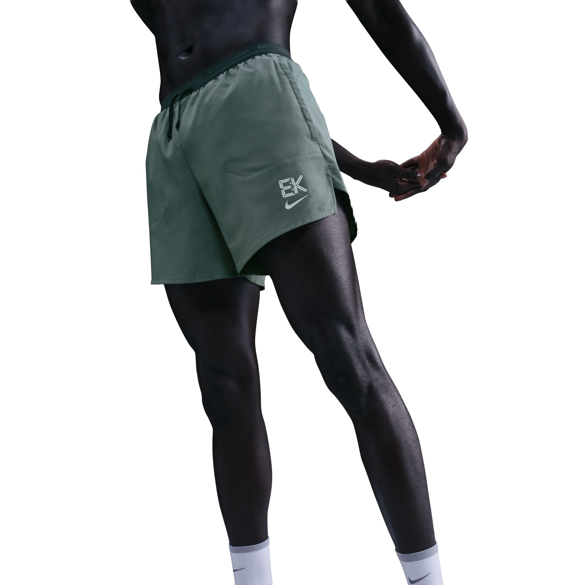 nike running shorts with zipper pocket