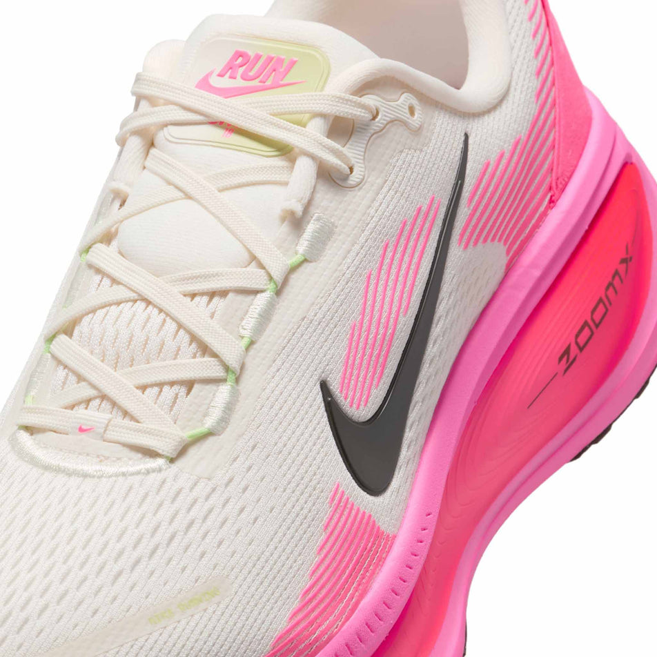 Close up of the upper on the left shoe from a pair of Nike Men's Vomero 18 Road Running Shoes in the Sail/Sequoia-Hyper Pink-Hyper Pink colourway. (8636927738018)