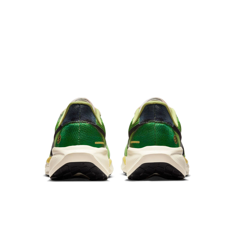The back of a pair of Nike Men's Pegasus 41 SE Road Running Shoes in the Multi-Color/Clear-Vivid Green-Dark Apple colourway. (8724595540130)