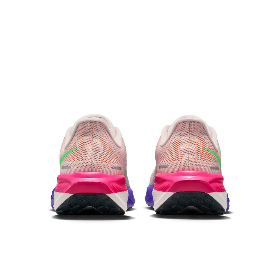 The back of a pair of Nike Women's Pegasus 41 
