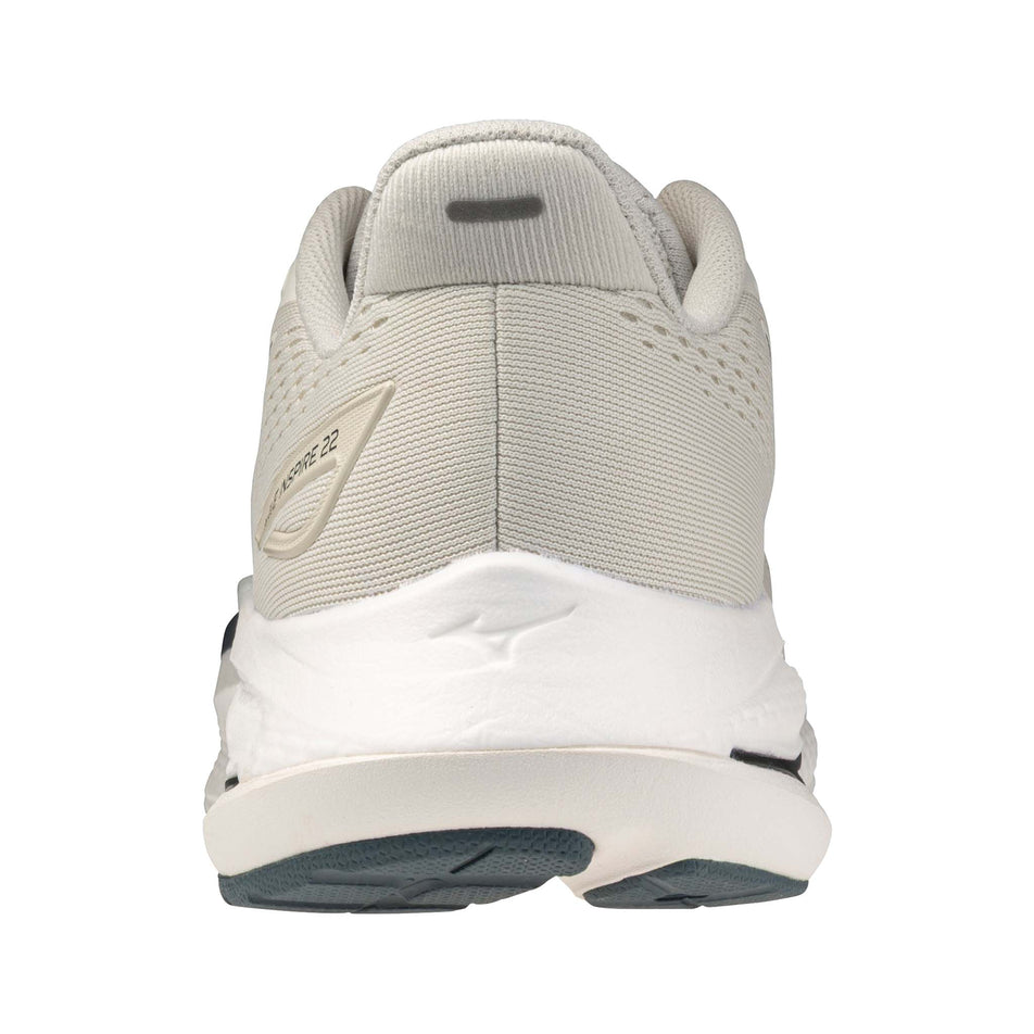 The back of the left shoe from a pair of Mizuno Men's Wave Inspire 22 Running Shoes in the Foggy Dew/White/Dark Slate colourway.