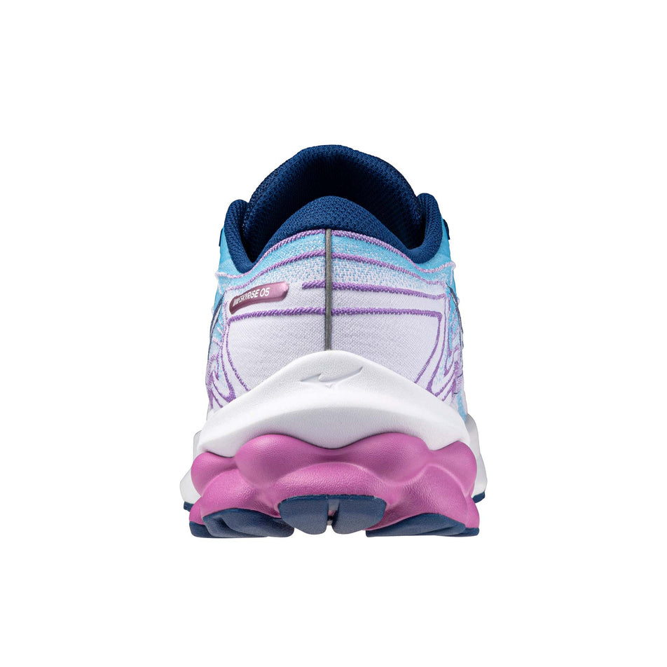 Back of the left shoe from a pair of Mizuno Women's Wave Skyrise 5 Running Shoes in the Swim Cap/Navy Peony/Hyacinth colourway (8146846711970)
