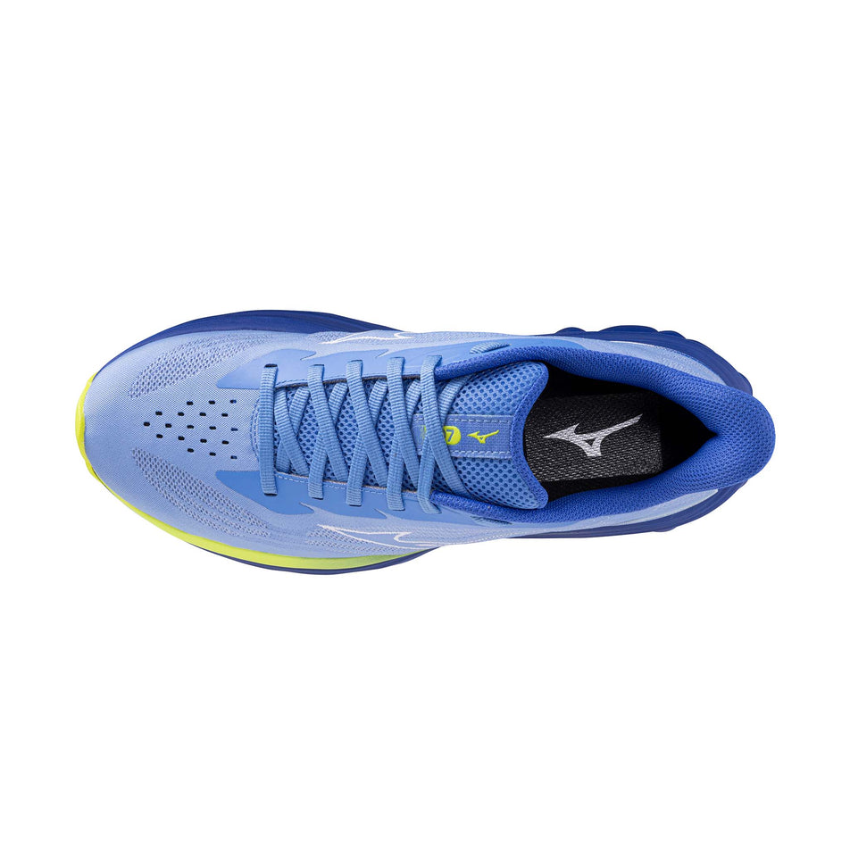 The upper of the left shoe from a pair of Mizuno Women's Wave Skyrise 7 Running Shoes in the Ultramarine/White/Dazzling Blue colourway.