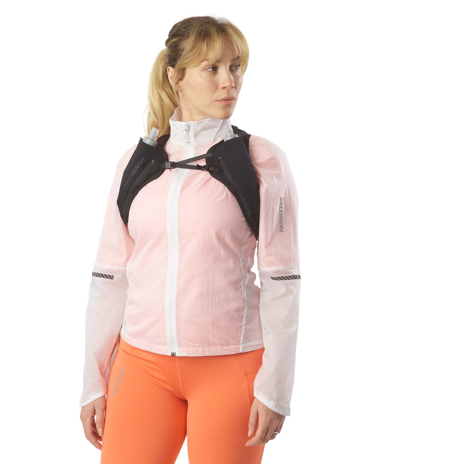 Front view of a model wearing the Salomon Unisex Pulse 2 Set in the Black colourway.