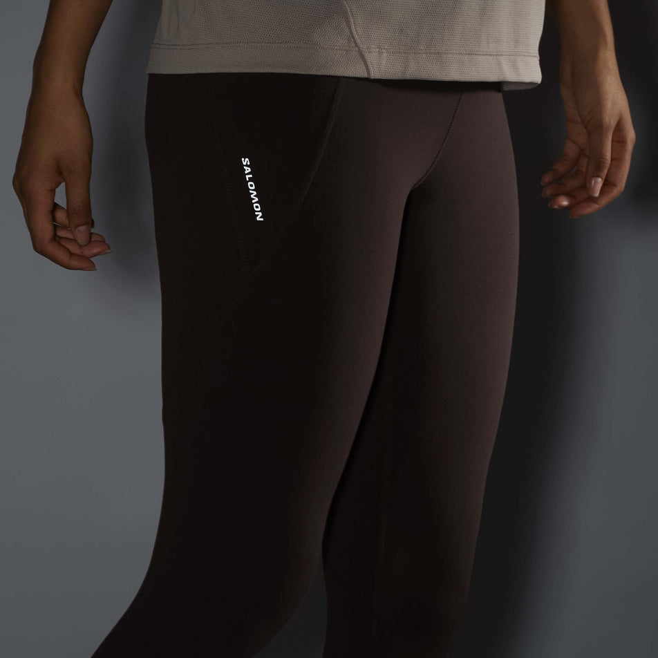 The reflective logo on the Salomon Women's SHAKEout BLISS 25