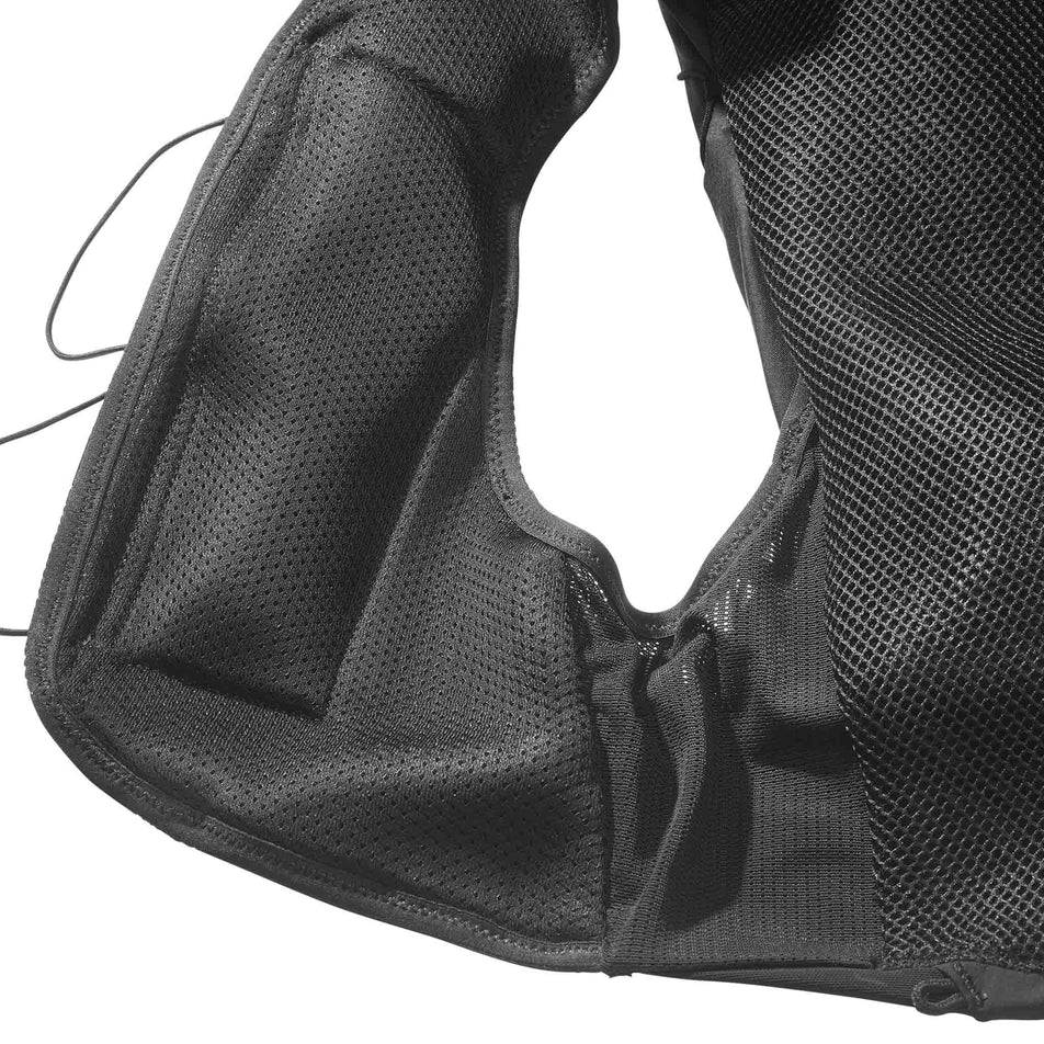 The inner material of the Salomon Unisex ADV Skin 12 Running Vest in the Black colourway.