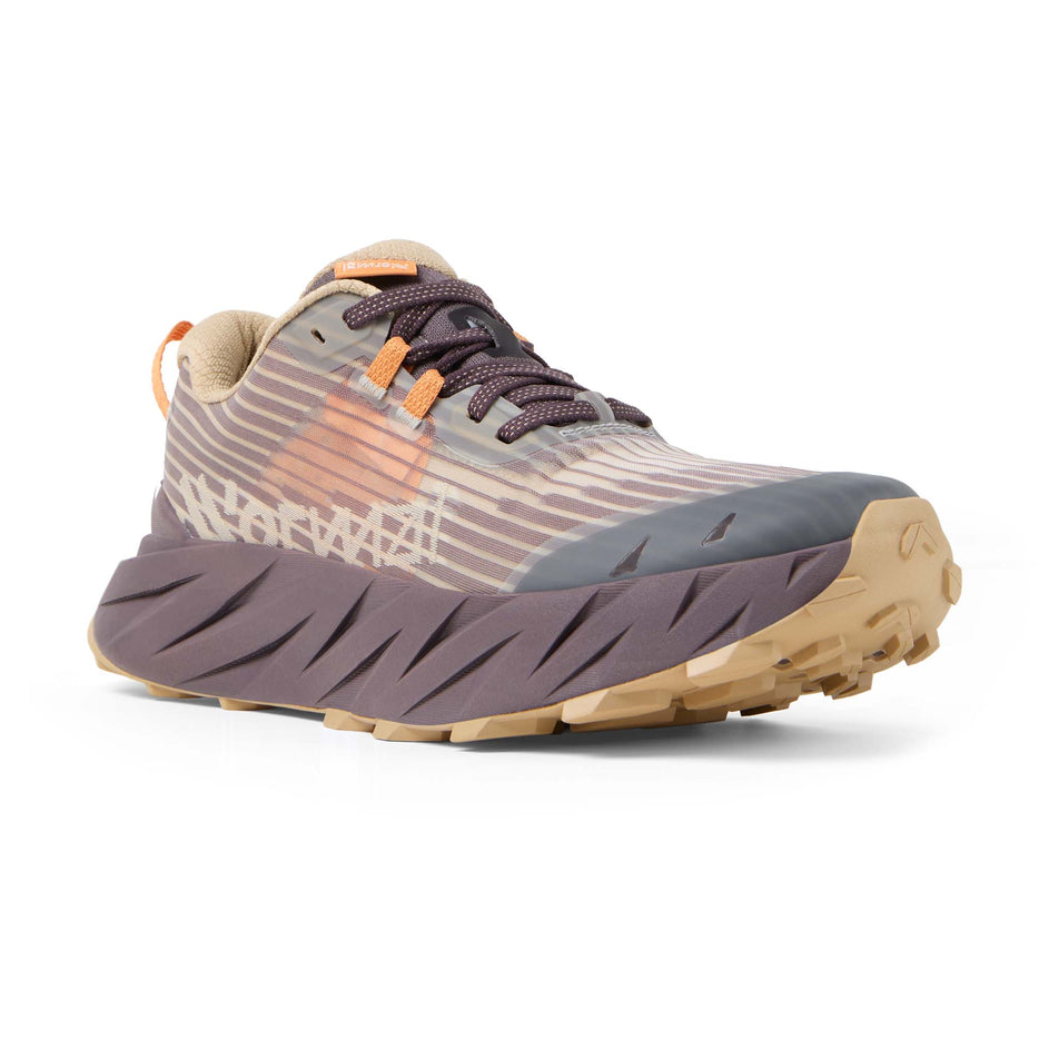 Lateral view of the right shoe from a pair of NNormal Women's Cadí Running Shoes in the Beige colourway.