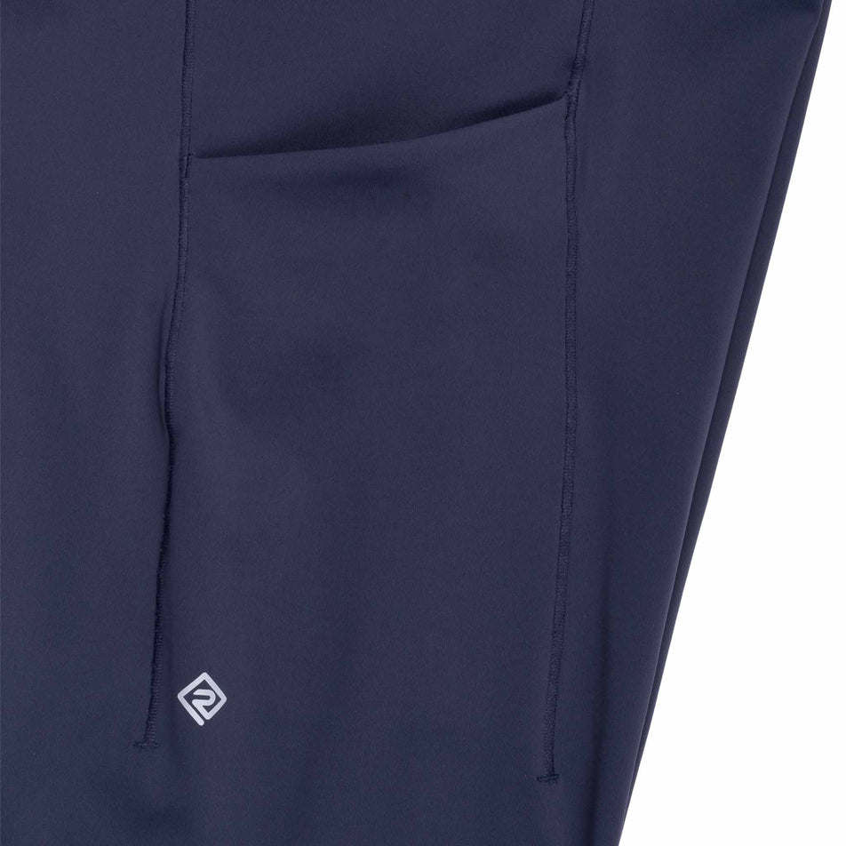 The drop-in pocket on the Ronhill Women's Tech Contour Tight in the Polar Night colourway.