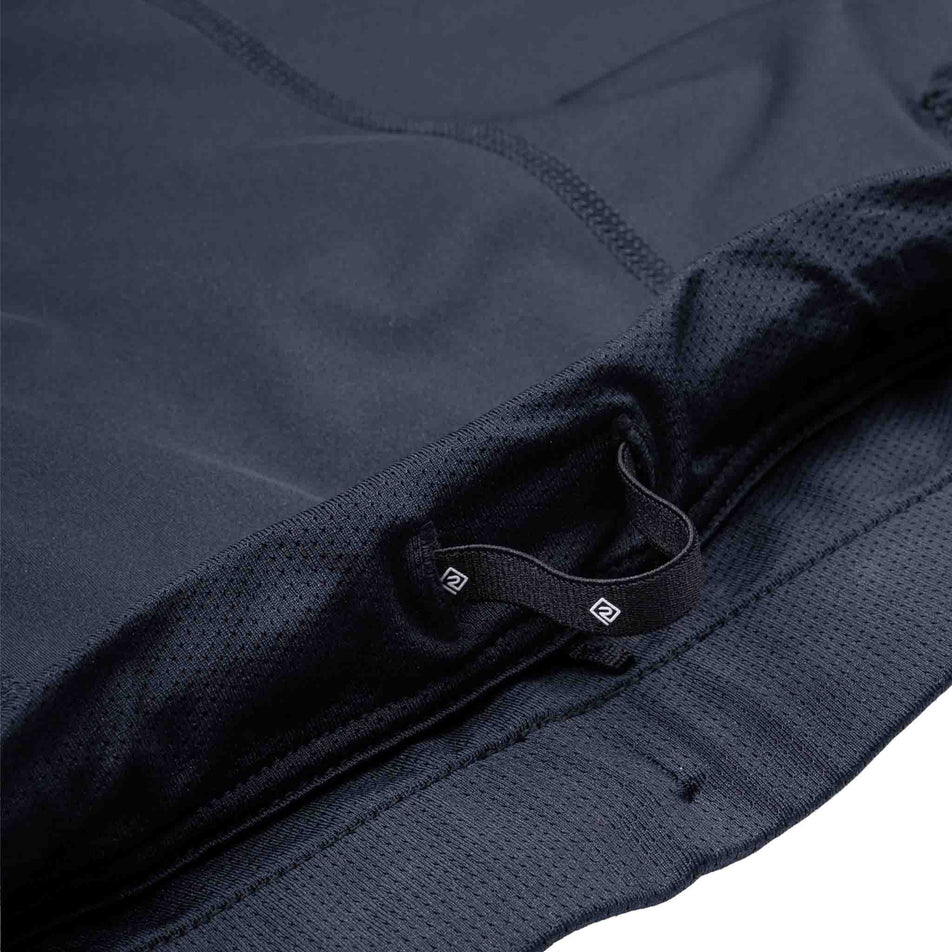 The drawcord on the Ronhill Men's Tech Wind-Block Tight in the All Black colourway.