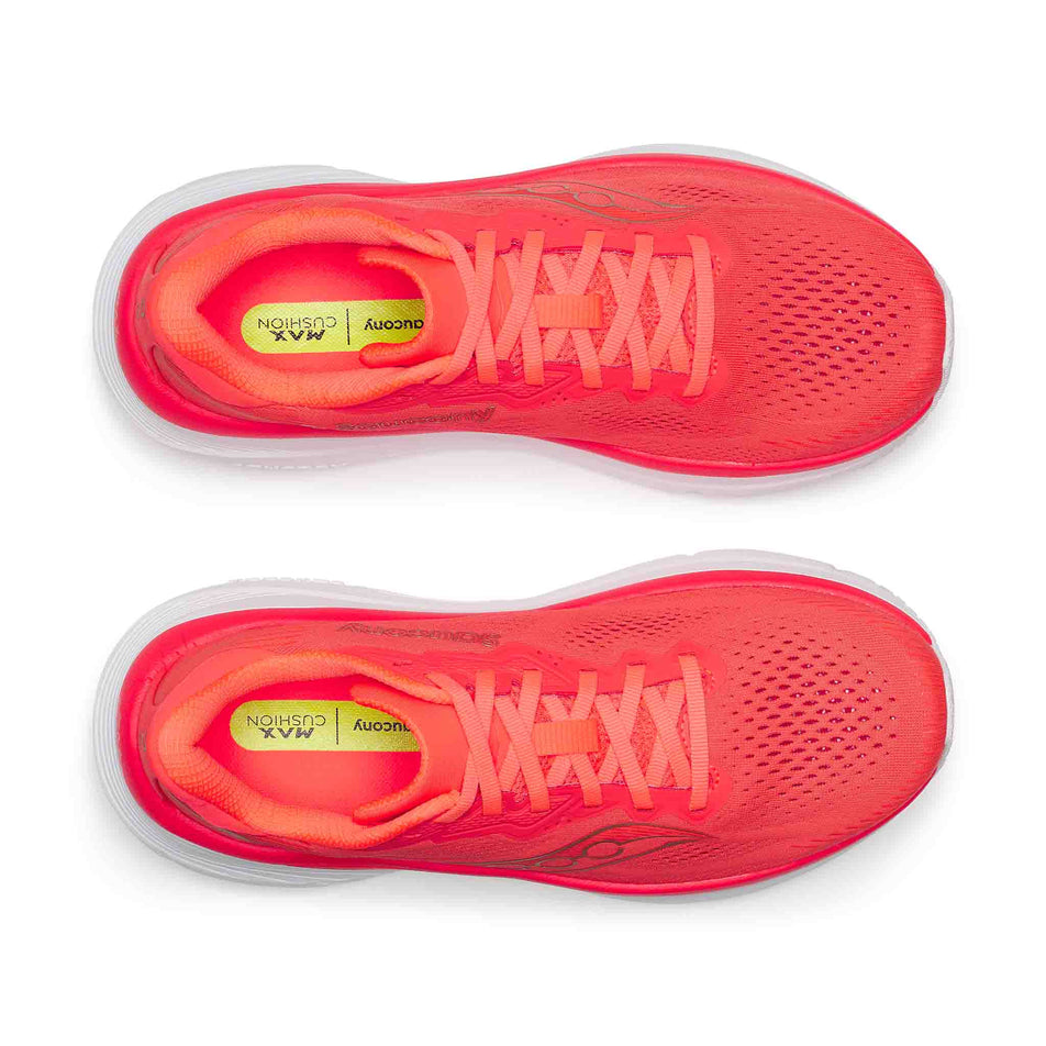 The uppers of a pair of Saucony Women's Guide 19 Running Shoes in the Vizired colourway.