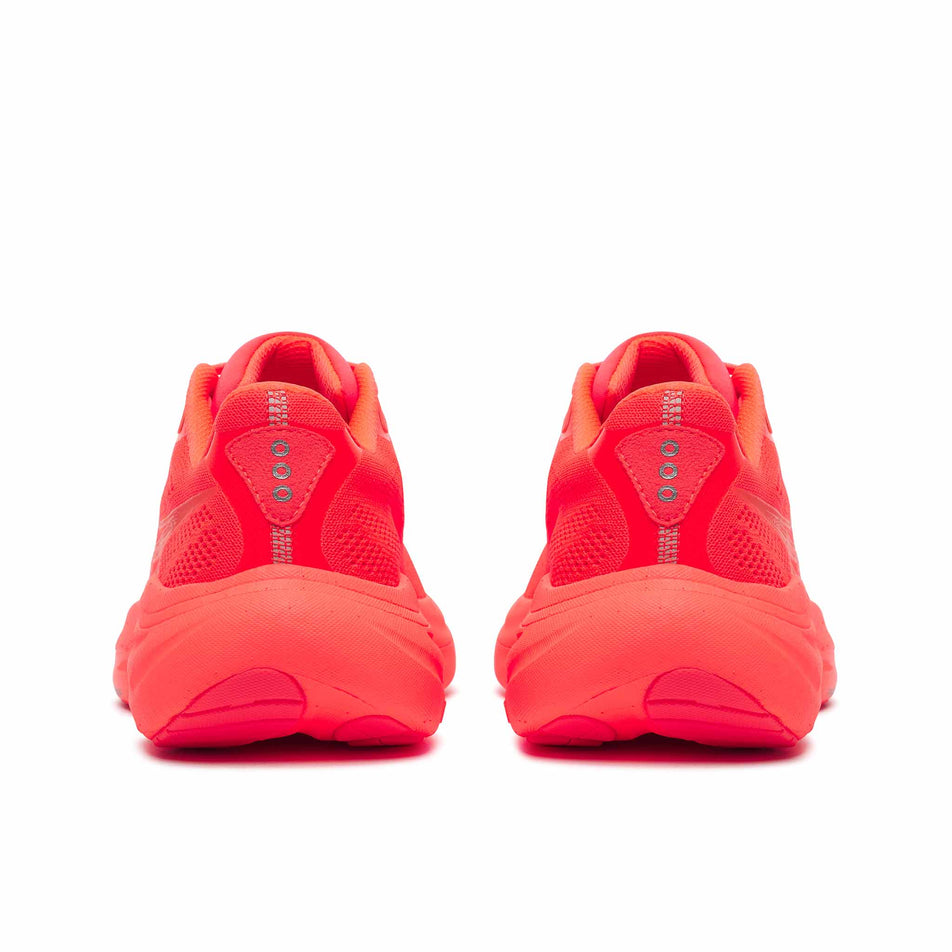 The back of a pair of Saucony Women's Ride 19 Running Shoes in the Vizired colourway.