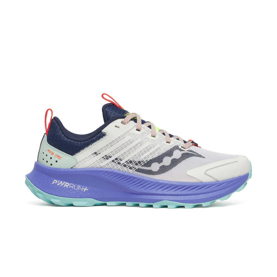 Lateral view of the right shoe from a pair of Saucony Women's Ride TR2 Running Shoes in the White/Navy colourway.