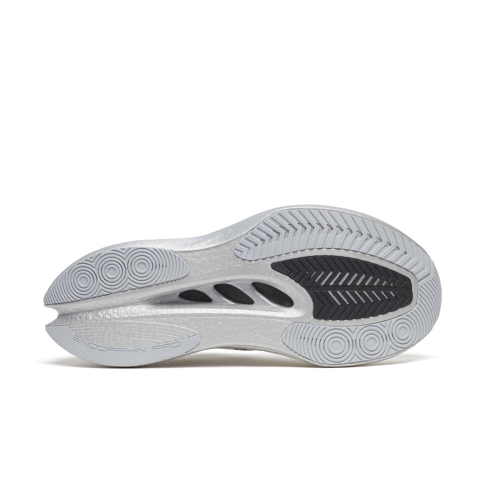 The outsole of the right shoe from a pair of Saucony Men's Endorphin Pro 5 Running Shoes in the White/Black colourway.